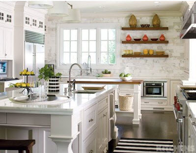 [Image: co-dien-va-hien-da-voi-bep-mau-trang-8.jpg]