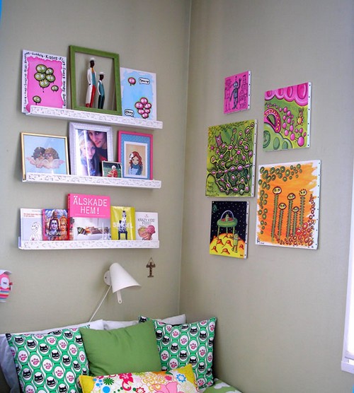 2. Treo tranh vẽ 1