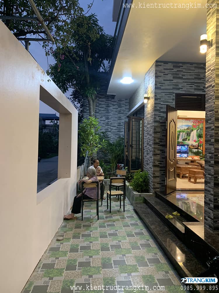 Hình ảnh công trình sau khi thi công 5 Hình ảnh biệt thự 2 tầng mái thái hiện đại sau thi công