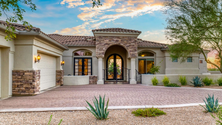 Phong cách Địa Trung Hải có kiến trúc đặc trưng gì? 1 Phong cách Địa Trung Hải có kiến trúc đặc trưng gì? 1