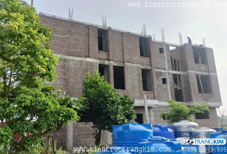 Hình ảnh thi công nhà nghỉ 4 tầng 1 tum 7 Hình ảnh thi công nhà nghỉ 4 tầng 1 tum 7