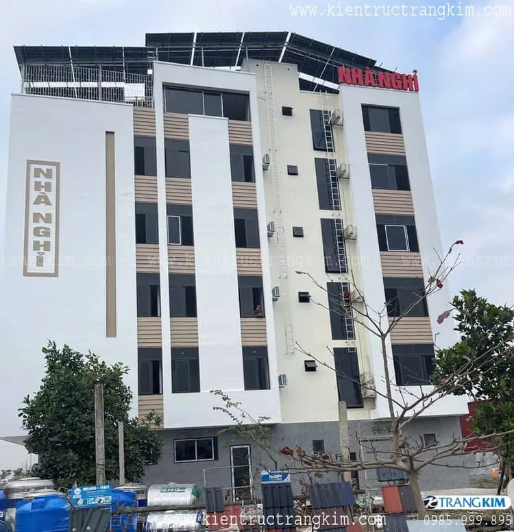 Hình ảnh thi công nhà nghỉ 4 tầng 1 tum 10
